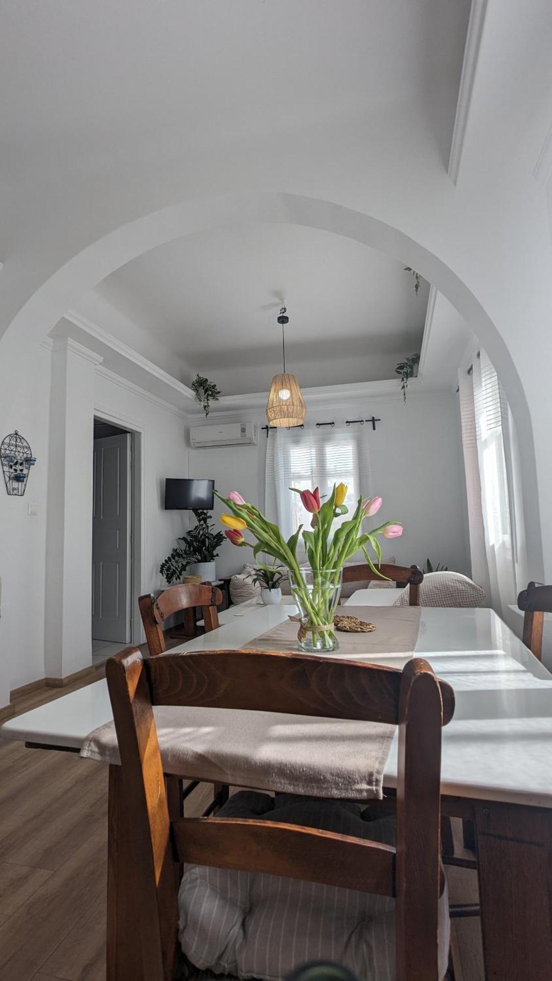 Arodou Studio And Apartment Mykonos Town Bagian luar foto