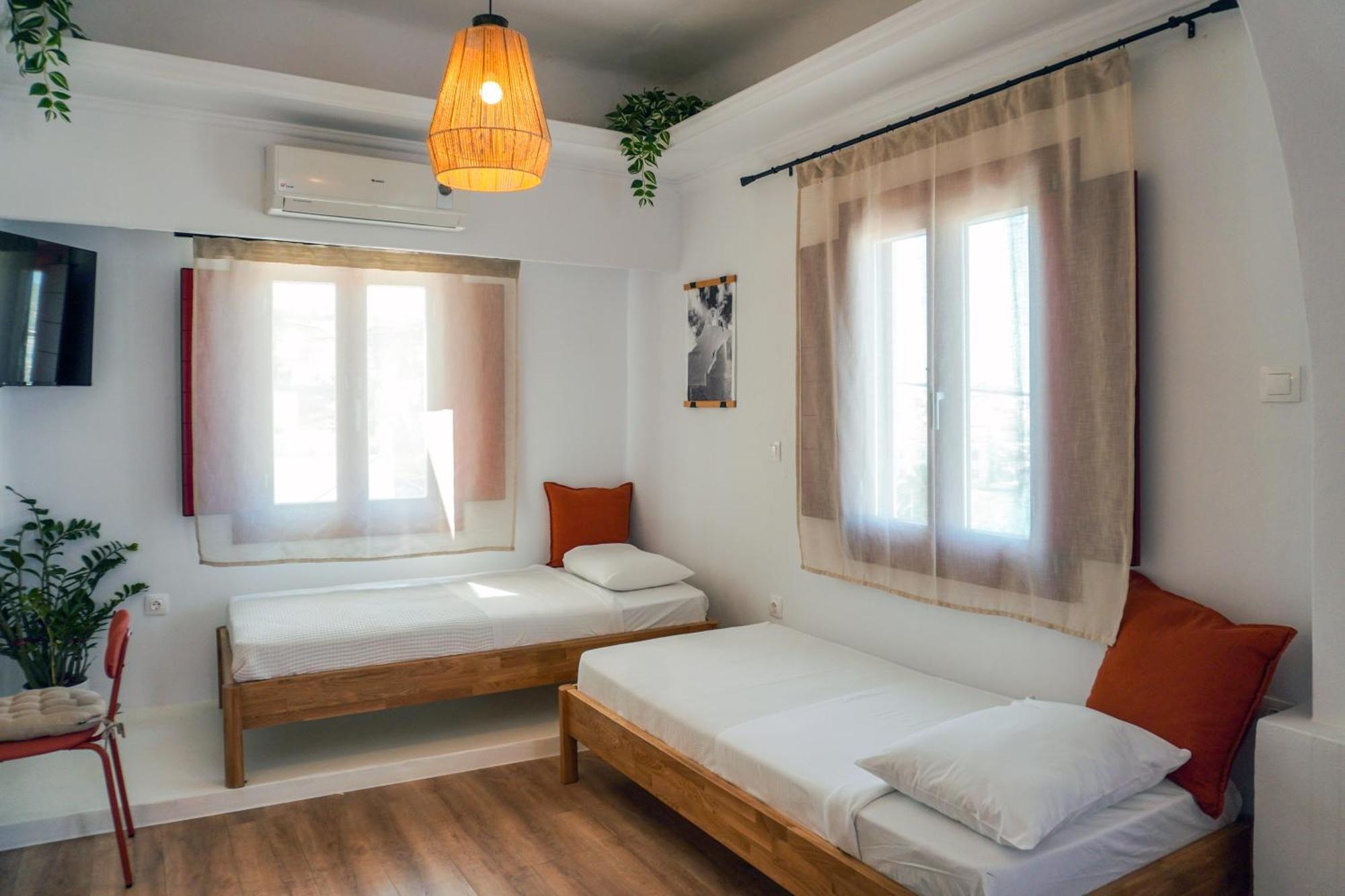 Arodou Studio And Apartment Mykonos Town Bagian luar foto