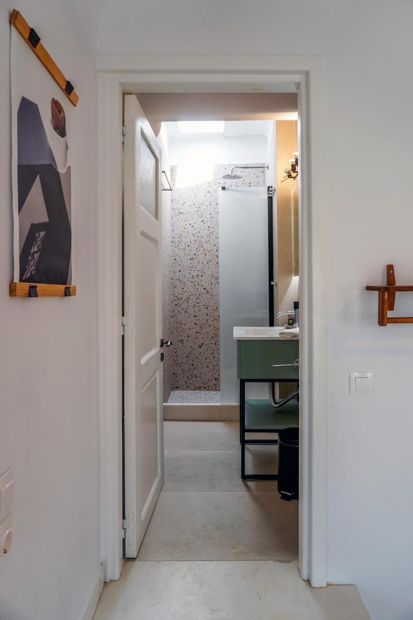 Arodou Studio And Apartment Mykonos Town Bagian luar foto