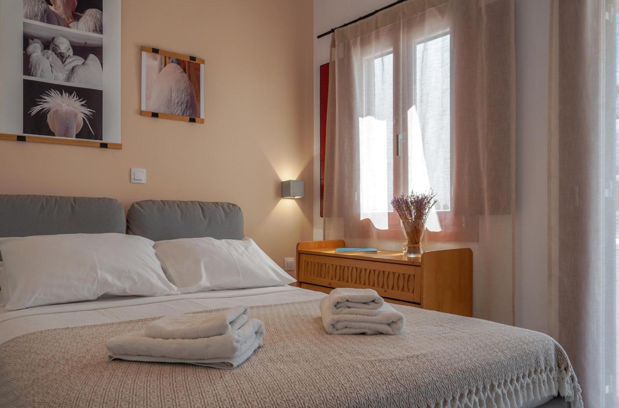 Arodou Studio And Apartment Mykonos Town Bagian luar foto