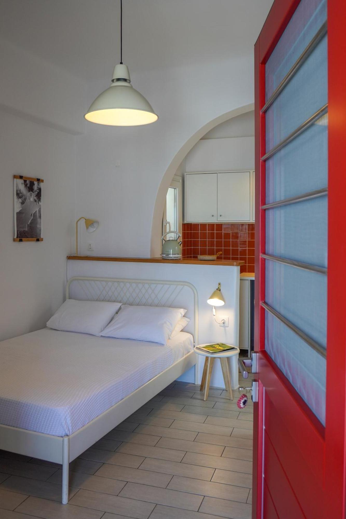 Arodou Studio And Apartment Mykonos Town Bagian luar foto