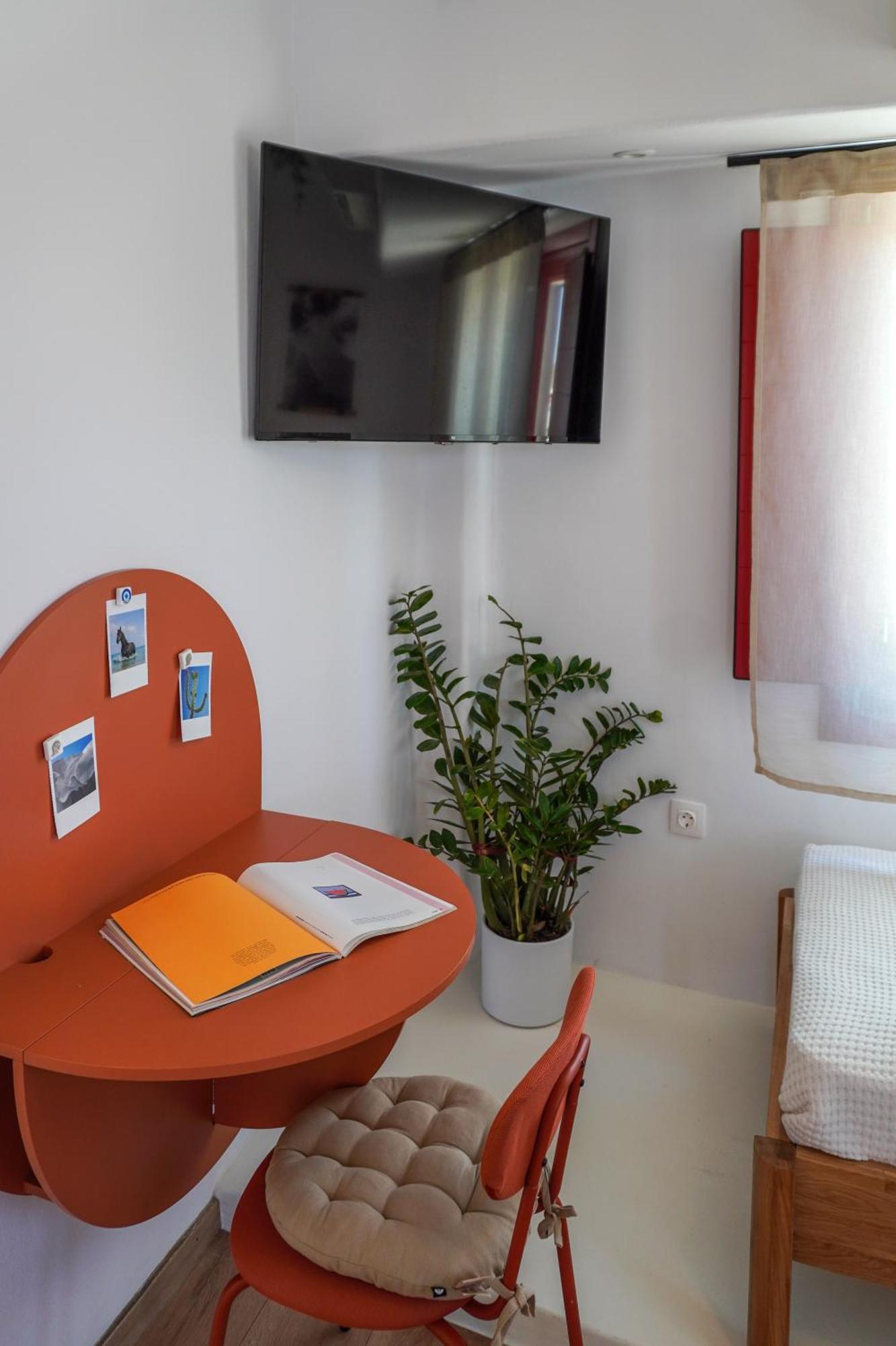 Arodou Studio And Apartment Mykonos Town Bagian luar foto